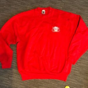 Pull over sweatshirt (size large)